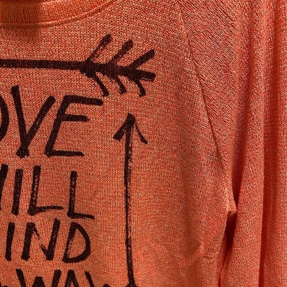 Stranded Pink Metallic “Love Will Find A Way” Long Sleeve Top Size Large NWOT - Picture 7 of 8